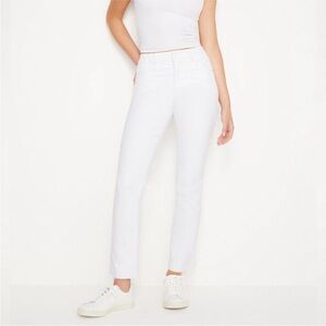 Good American - Good Straight High Waist Raw Hem Jeans in White, 6/28
